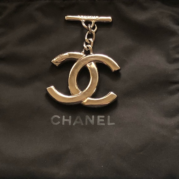 chanel bag charm